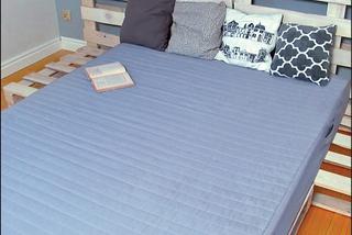 Wygodne łóżko z palet: jak zbudować łóżko na miarę
