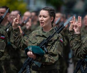 Kobiety w Wojsku Polskim. Polki chętnie odbywają dobrowolną zasadniczą służbę wojskową