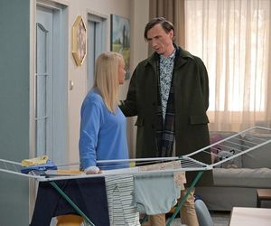 Pierwsza miłość: między Bartkiem a Emilką dochodzi do ostrej kłótni. Emilka znajduje pocieszenie u Fryderyka...