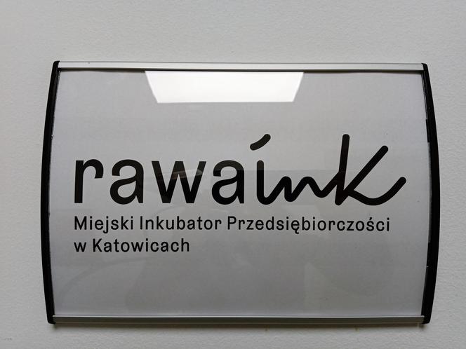 Można usiąść i popracować. W Katowicach przy Teatralnej powstała Rawa.Ink. Co to takiego? 