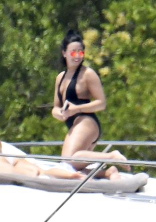 Demi Lovato w bikini