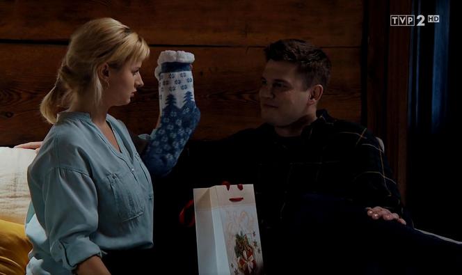 M jak miłość, odc. 1503. Sonia (Barbara Wypych), Janek (Tomas Kollarik)