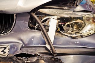 Wraki znów są zmorą Opola. Jest ich coraz więcej na opolskich parkingach 