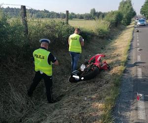 Tragiczny wypadek w powiecie jarocińskim. 34-letni motocyklista uderzył w drzewo!