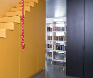 Książki w domu. Regał, półka, a może coś innego. Biblioteka z pomysłem