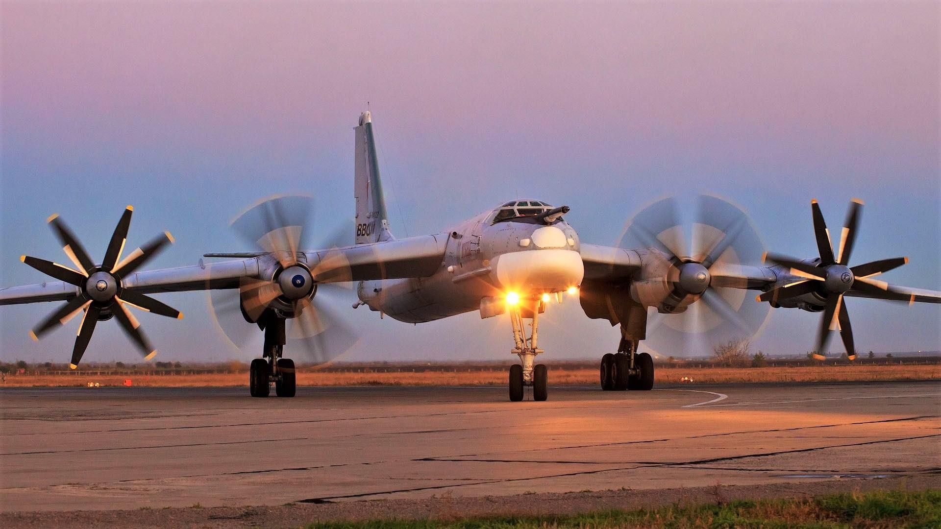 Tu-95M
