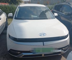 Skradziony w Hiszpanii Hyundai Ioniq 5 odnaleziony w Warszawie. Jak Kobra wytropiła auto?