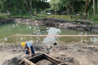 Ciekawe odkrycie przy ul. Fordońskiej. Znalezisko z XVI wieku właściwie wciąż działało