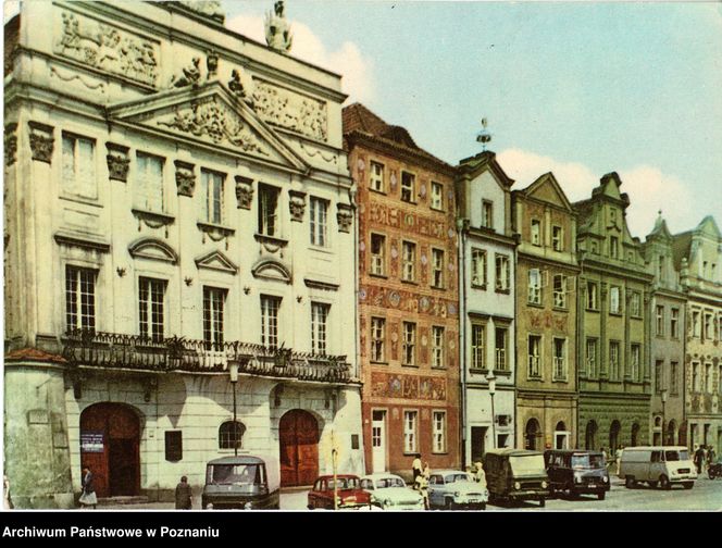 Pałac Działyńskich i zabytkowe kamieniczki na Starym Rynku