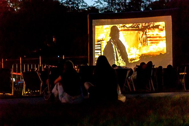 Siedlce: Plenerowe kino w każdą środę lipca. Sprawdź repertuar!