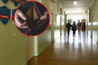 Dzieci z tej szkoły mają WF na korytarzu. W budynku nie ma nawet wystarczającej liczby klas...