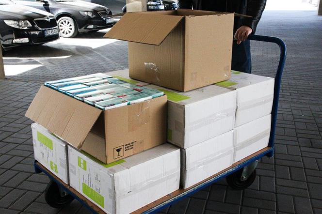 Rzeszów: Prywatna firma przekazała 10 tysięcy maseczek do podkarpackich szpitali