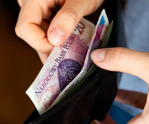 Ile zarabia elektryk w Polsce – na godzinę i miesięcznie? Gdzie płacą najwięcej?