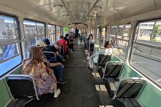 Zabytkowe tramwaje i autobusy na ulicach Wrocławia! Sprawdź, gdzie znaleźć je w sierpniu 