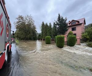 Alarm przeciwpowodziowy w Śląskiem. Sytuacja w kilku miejscowościach coraz gorsza