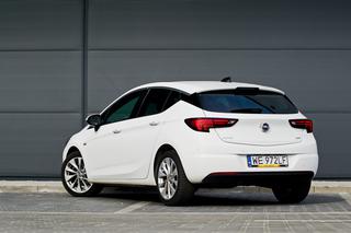 Opel Astra 1.6 CDTi Elite