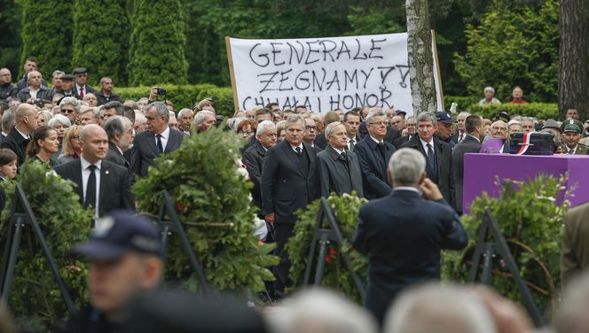 Pogrzeb gen. Wojciecha Jaruzelskiego w Warszawie. Były protesty