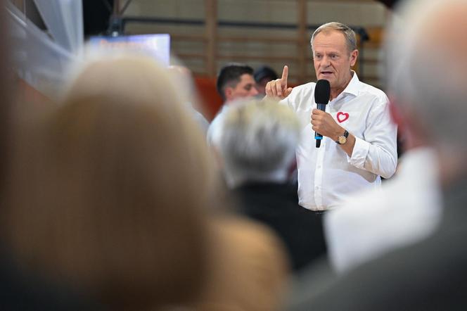 Donald Tusk nie ma wątpliwości: "Kaczyński stchórzył" 