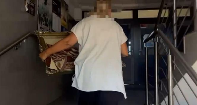 Obrazy Kossaka i Karpińskiego odzyskane przez mokotowskich policjantów