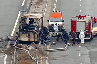 Czteroletnie bliźniaki spłonęły żywcem w autokarze