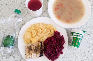 Czy szpitalne jedzenie musi być niedobre? Tak jedzą pacjenci w szpitalach na Śląsku