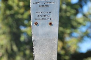 Pomnik upamiętniający ofiary katastrofy samolotu w Zawoi