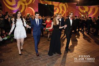 Studniówka w liceum im. Dobiszewskiego [ZDJECIA]