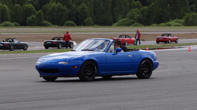 Mazda MX-5 - zlot 2014 fanów w Polsce na torze Jastrząb