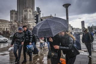 W weekend fala burz i deszczu przejdzie przez Polskę. Sprawdź, gdzie będzie najgorzej