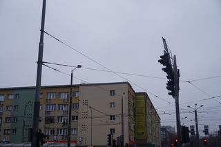 Trzepak na dachu jednego z bloków