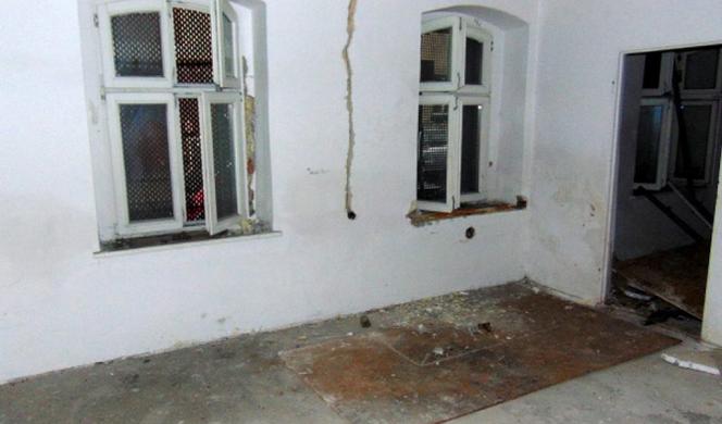 Zdewastowane mieszkania komunalne w Katowicach