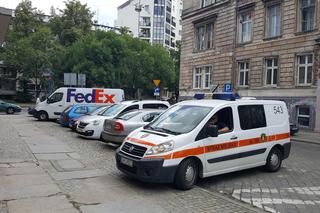 Dramatycznie brakuje ludzi do pracy w straży miejskiej we Wrocławiu. Co to oznacza dla mieszkańców miasta? [AUDIO]
