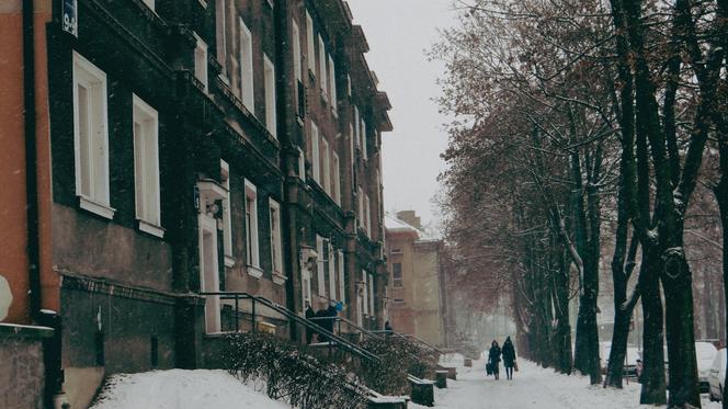 Miasto socjalistyczne – Nowe Tychy. Osiedle A na zdjęciach w zimowej odsłonie