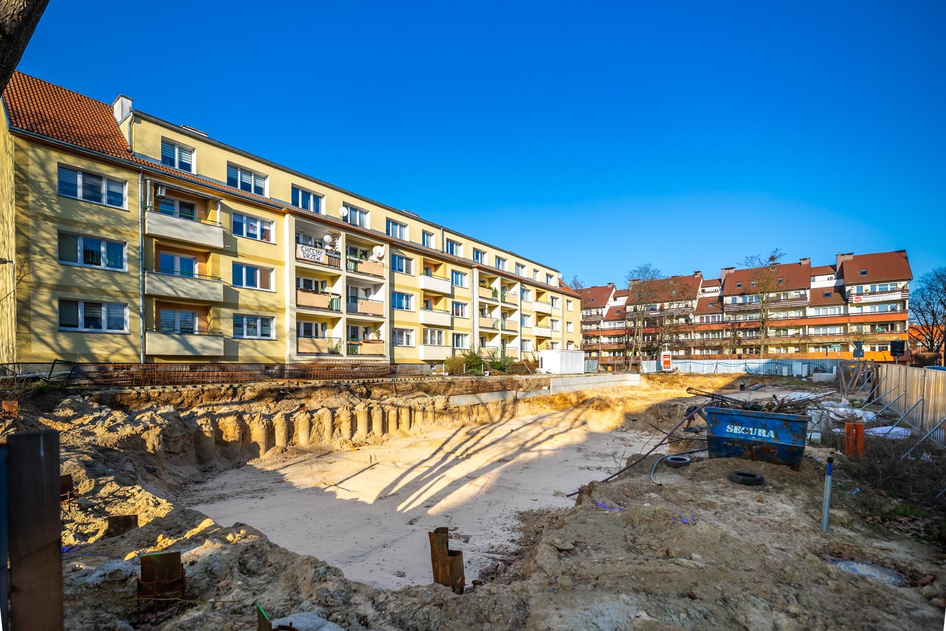 Wstrzymana budowa bloku przy ul. Szymanowskiego w Szczecinie