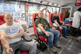 Bytomski Rynek rozbrzmiewał rykiem silników. Motocykliści oficjalnie rozpoczęli sezon. Zobaczcie zdjęcia
