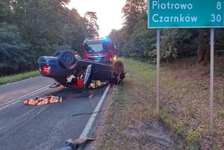 Groźny wypadek we Wronkach! Trzy osoby trafiły do szpitala
