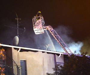 Pożar bloku w Poznaniu. Akcja gaśnicza przy ul. Krańcowej. Ewakuacja mieszkańców!