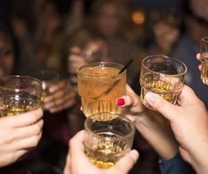 15-latka, która zatruła się alkoholem, walczyła o życie! Policja znalazła ekspedientkę 