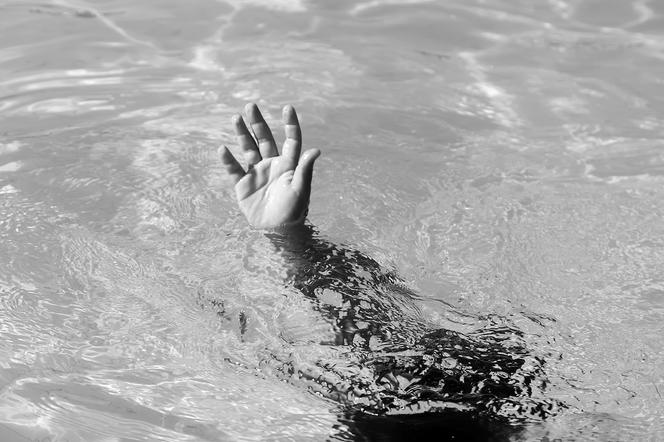 Nie żyje 9-latka, która topiła się w basenie! Przez tydzień walczyła o życie