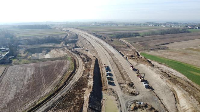 Trwa budowa S7 na odcinku Miechów - Szczepanowice