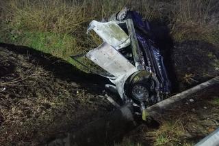 Sietesz. Auto po wypadku stanęło w ogniu