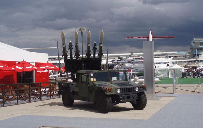AIM 120 AMRAAM