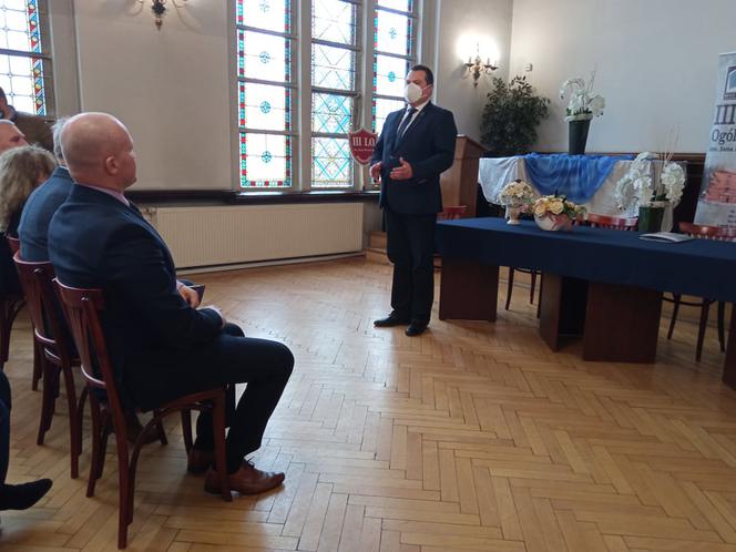 Podpisanie umowy o współpracy III LO w Grudziądz z Państwową Szkołą Wyższą w Gnieźnie