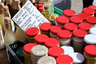 Targowisko Wolumen w Warszawie (2020 r.)