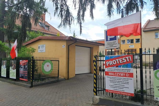 Akcja protestacyjna pracowników Warsztatu Terapii Zajęciowej nr 2 w Koszalinie