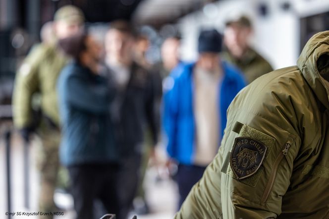 Dwóch funkcjonariuszy polskiej SG z poważnymi obrażeniami po ataku nożem w Gruzji