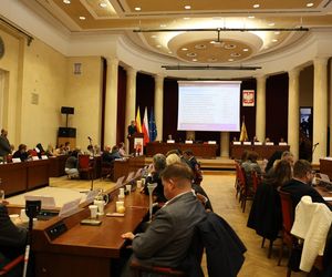 Nadzwyczajna sesja Rady Warszawy