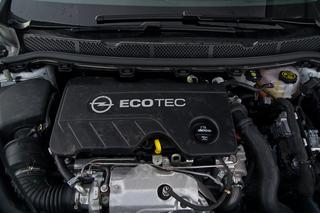 Opel Astra 1.6 CDTi Elite
