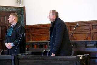 Niewinny spędził w areszcie 4 miesiące. Bandyci urządzili mu piekło. Pan Daniel wywalczył w sądzie odszkodowanie