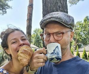 Krystian Wieczorek i jego żona Maria na Instagramie w domu nad Zegrzem